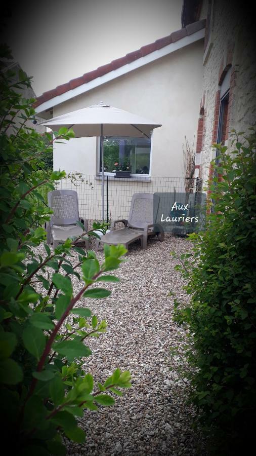 Gite Aux Lauriers Lacroix-sur-Meuse المظهر الخارجي الصورة